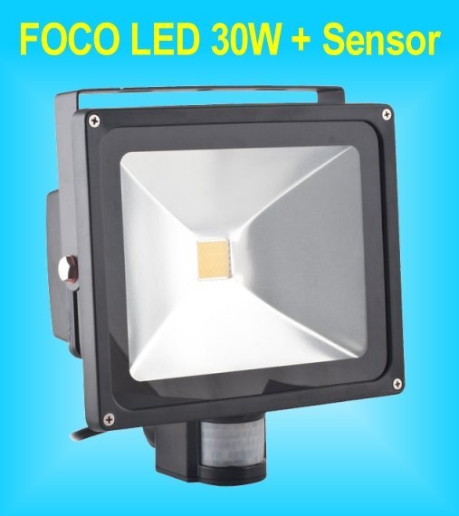 Foco LED Detector de Movimiento 30W y Sensor Presensia de 180